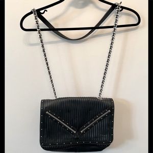 ZARA CHAIN SHOULDER BAG